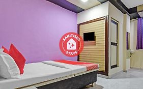 Oyo Flagship 84564 Hotel Jaideep Dehu 3* India