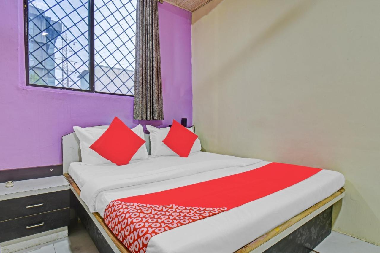 Oyo Flagship 84564 Hotel Jaideep Dehu Exterior photo